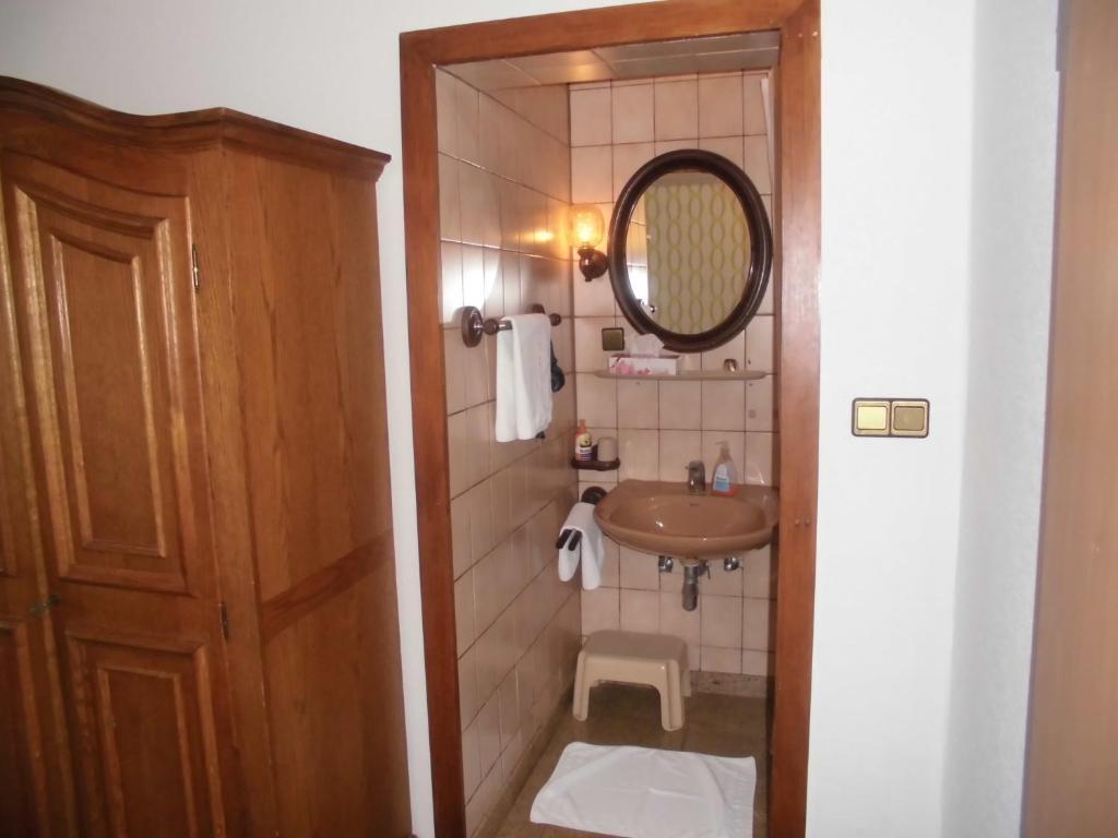 Hotel Martinsklause Meckesheim Room photo